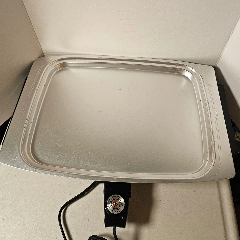 MCM West Bend Miracle Lektro Maid Electric Skillet 13669 Cast Aluminum USA Works